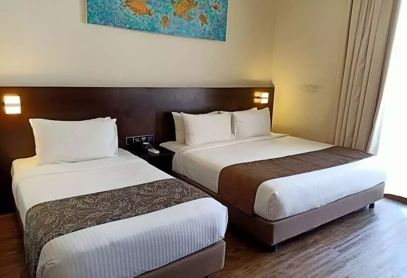 スーペリアトリプルルーム, Villea Rompin Resort & Golf
