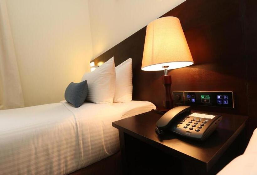 Трехместный Номер Superior, Villea Rompin Resort & Golf