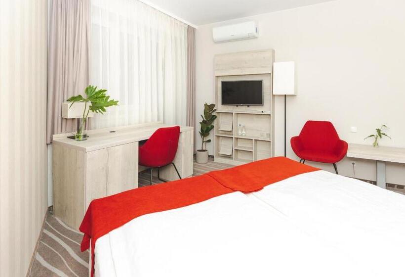 اتاق استاندارد, Akwawit