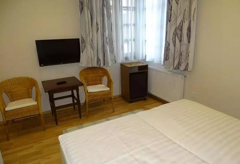 اتاق استاندارد, Alabárdos Panzió és Apartmanház