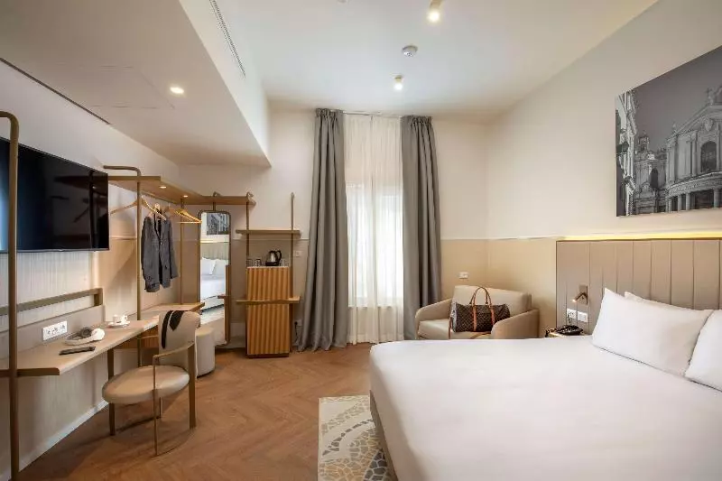 اتاق سوپریور, Cosmopolita Hotel Rome, Tapestry Collection By Hilton