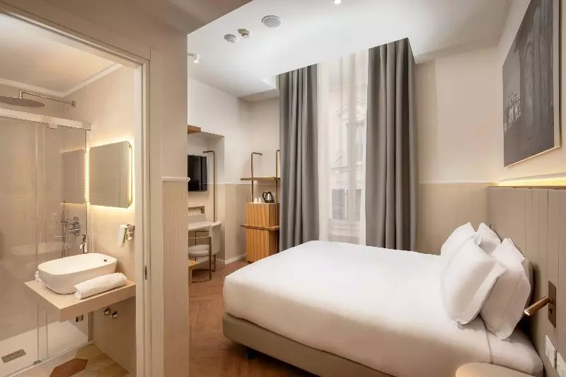اتاق سوپریور, Cosmopolita Hotel Rome, Tapestry Collection By Hilton