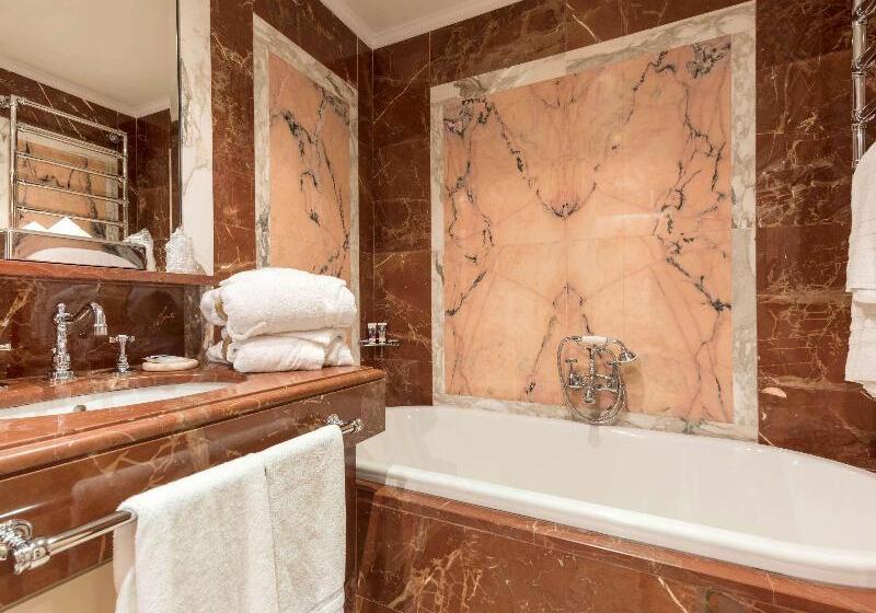 غرفة قياسية, Metropol