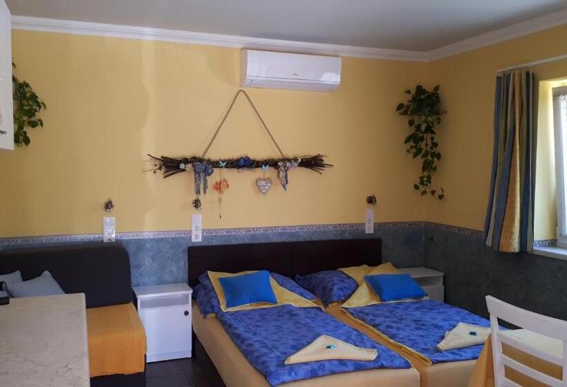 标准三人间, Mini Vendégház Budaörs