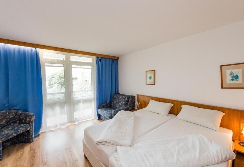 חדר סטנדרט עם מרפסת, Móló