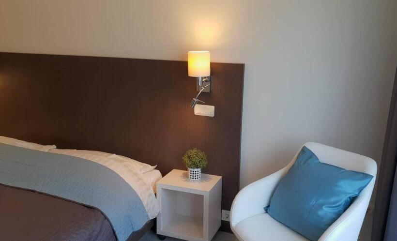 高级大房间, Sport