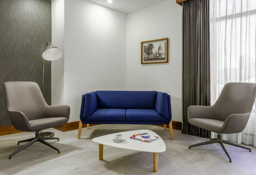 스탠다드 스튜디오 킹침대, Radisson San Josecosta Rica