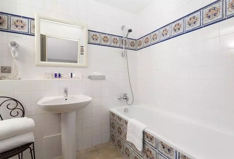 Comfort-huone, Chateau De Candie