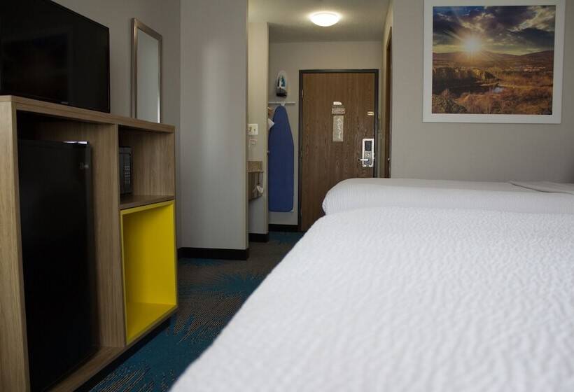 스탠다드 룸 더블 침대 2개, Days Inn By Wyndham Colby