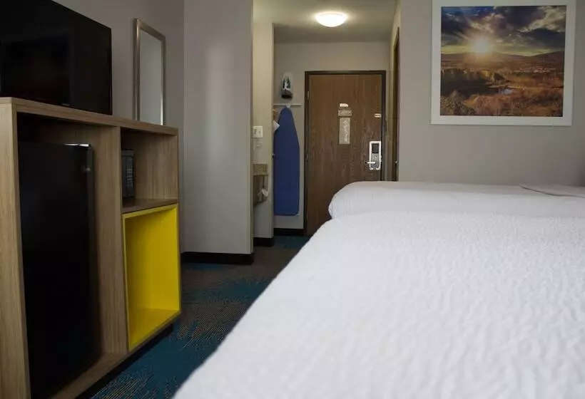 Standard-huone 2 Parivuodetta, Days Inn By Wyndham Colby
