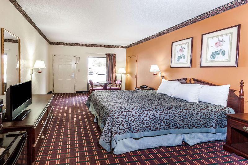 غرفة قياسية سرير كينج, Days Inn By Wyndham Jackson