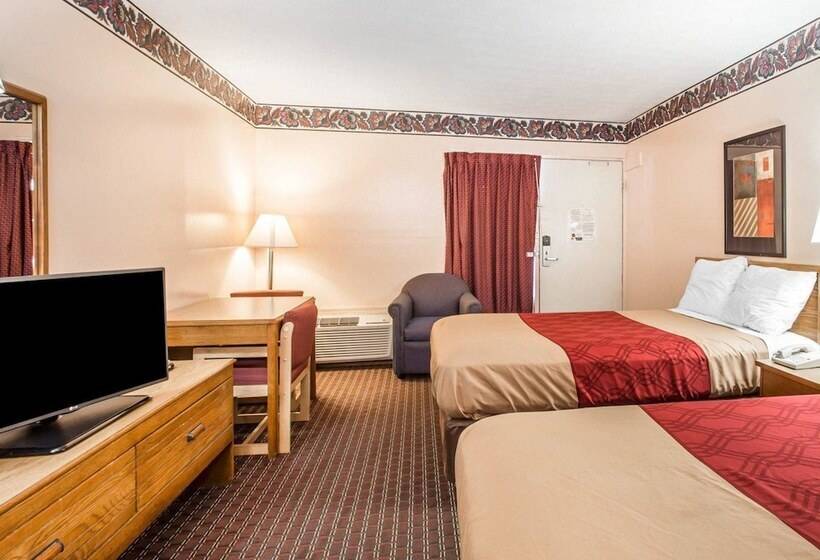 스탠다드 룸 더블 침대 2개, Econo Lodge