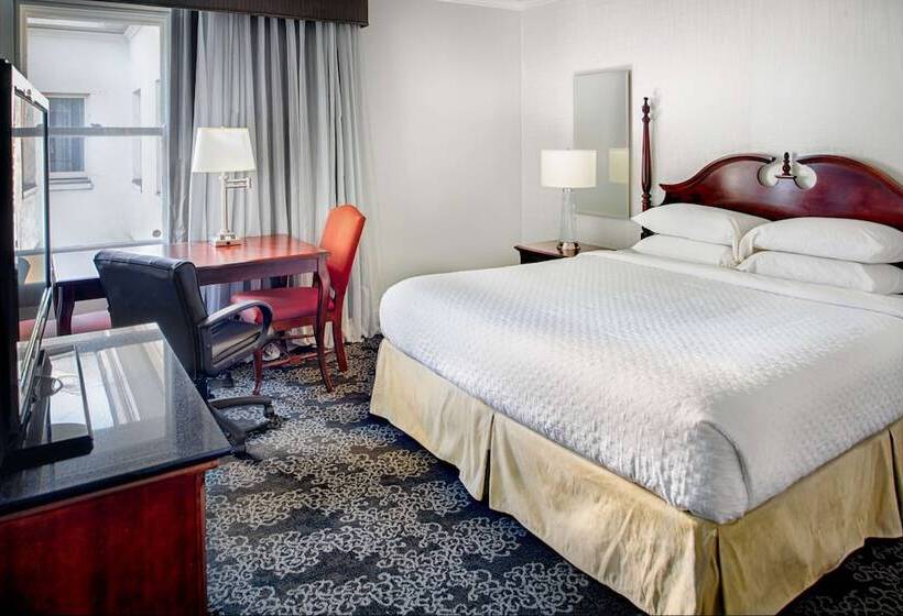 Люкс, Embassy Suites By Hilton Portland Downtown