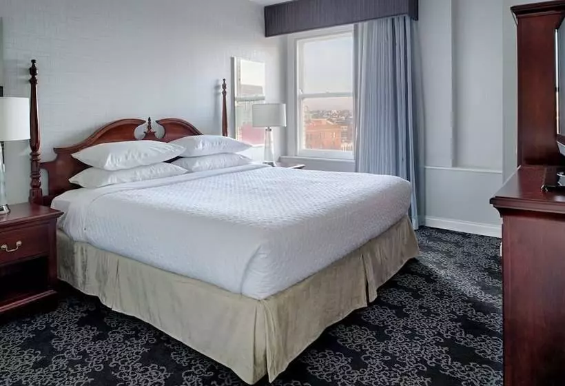 سوئیت 2 خوابه, Embassy Suites By Hilton Portland Downtown