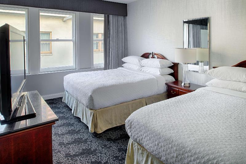 Люкс, Embassy Suites By Hilton Portland Downtown