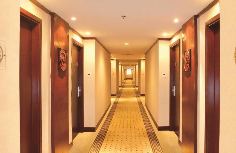 سوییت لوکس, Emperor