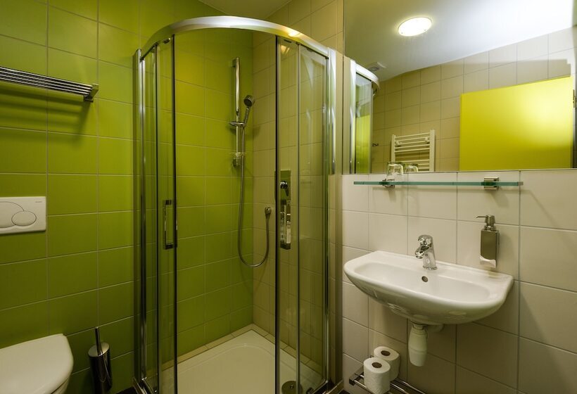 Семейный Номер, Horský Hotel Friesovy Boudy