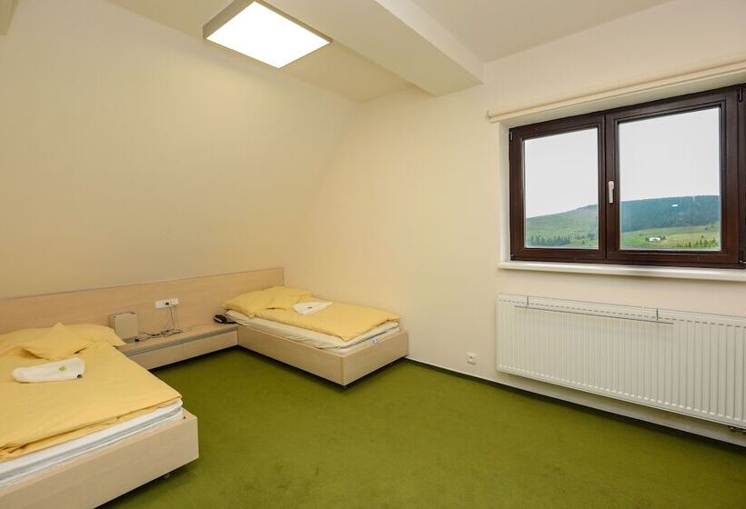 Семейный Номер, Horský Hotel Friesovy Boudy
