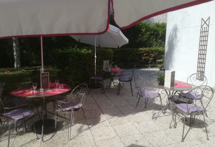 Номер Стандарт, Ibis Paris Le Bourget