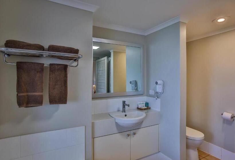 آپارتمان 1 خوابه با چشم‌انداز استخر, Moonlight Bay Suites