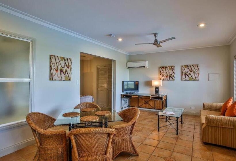 آپارتمان 1 خوابه با چشمانداز استخر, Moonlight Bay Suites