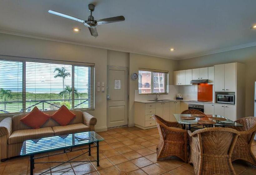 شقة غرفة واحدة مطلة على حمام السباحة, Moonlight Bay Suites