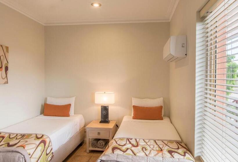 سوئیت 2 خوابه, Moonlight Bay Suites