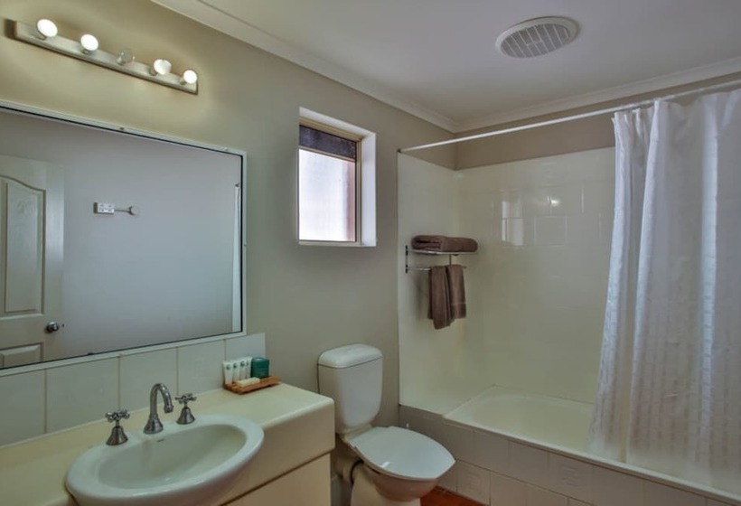سوییت, Moonlight Bay Suites