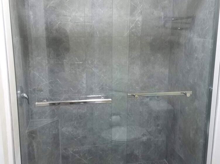 غرفه قياسيه سريرين مزدوجين, Sylvania Inn Sylvania,statesboro, Ga Georgia Southern Univ Gsu