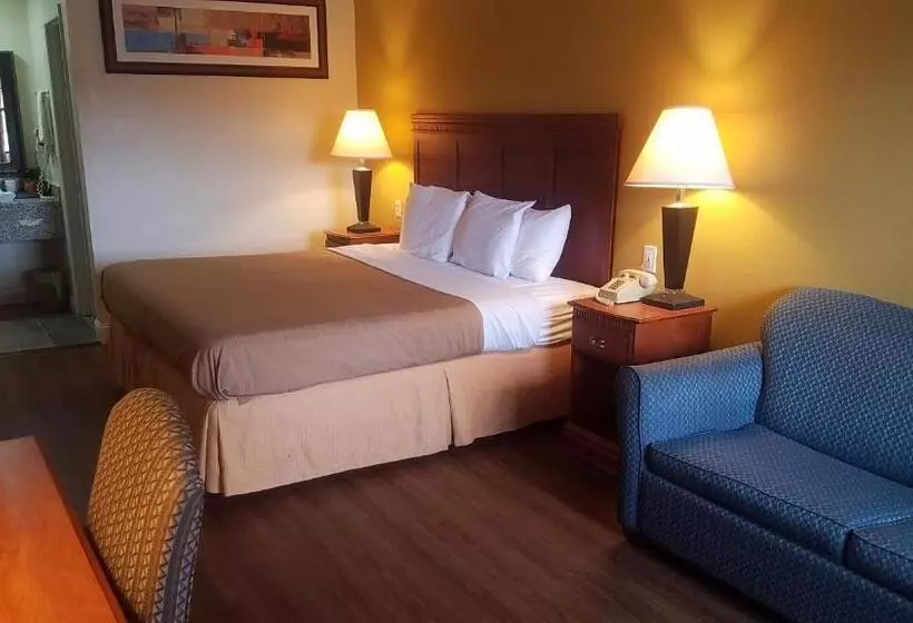 キングサイズベッドのスタンダードルーム, Sylvania Inn Sylvania,statesboro, Ga Georgia Southern Univ Gsu