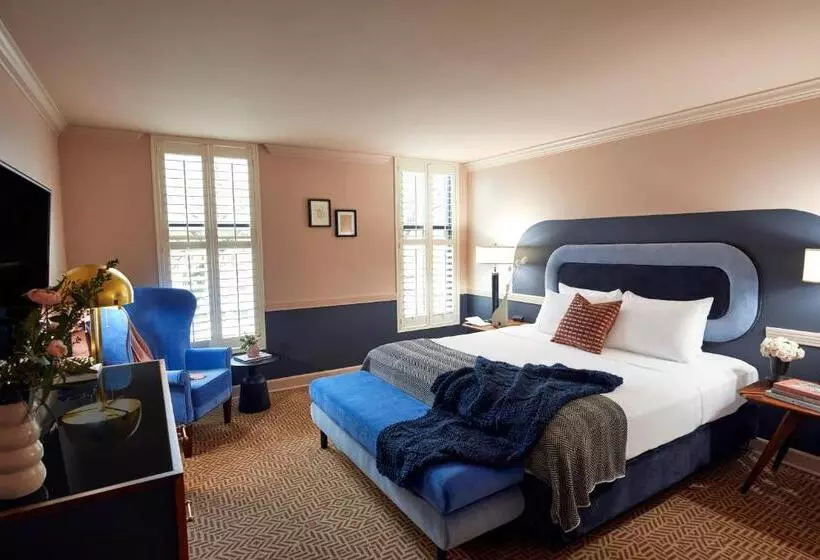 キングサイズベッドのデラックススイート, The Oliver Hotel Knoxville, By Oliver