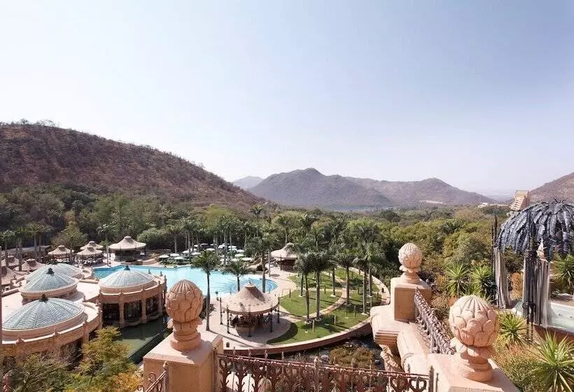 デラックスルーム, The Palace Of The Lost City At Sun City Resort