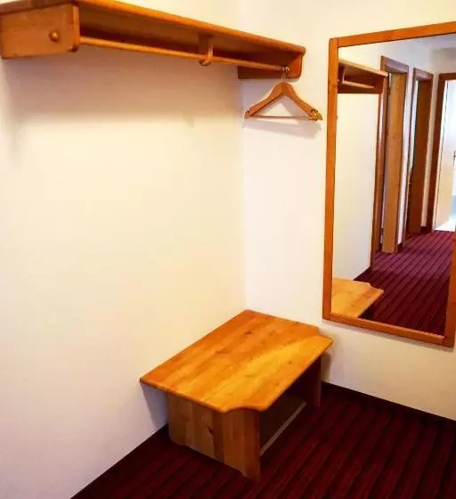 سوییت, Typically Swiss Hotel Altana