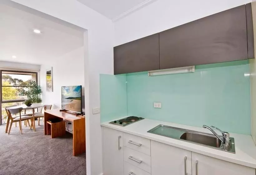 استودیو استاندارد با بالکن, Lorne Bay View Motel