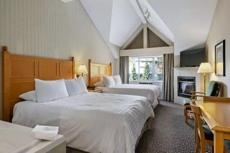 استودیوی پریمیوم, Pinnacle Hotel Whistler