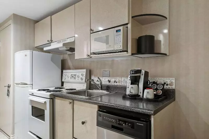 استودیوی پریمیوم, Pinnacle Hotel Whistler