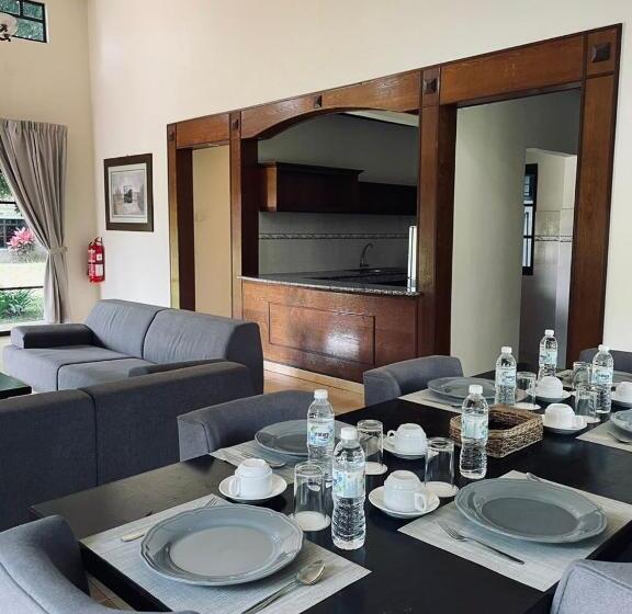 침실 4개 빌라, A Famosa Resort