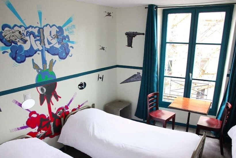 エコノミートリプルルーム, Absolute Hotel Paris République