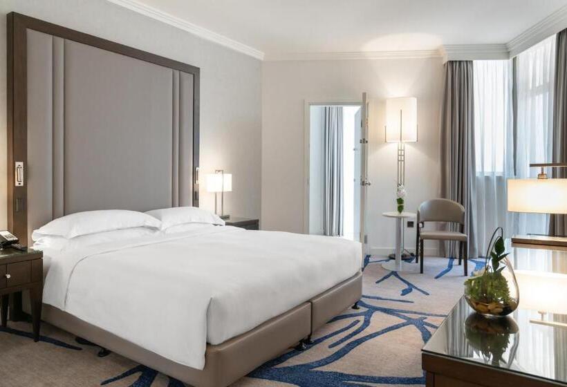 جناح مطل على المدينة, Beach Rotana   Abu Dhabi