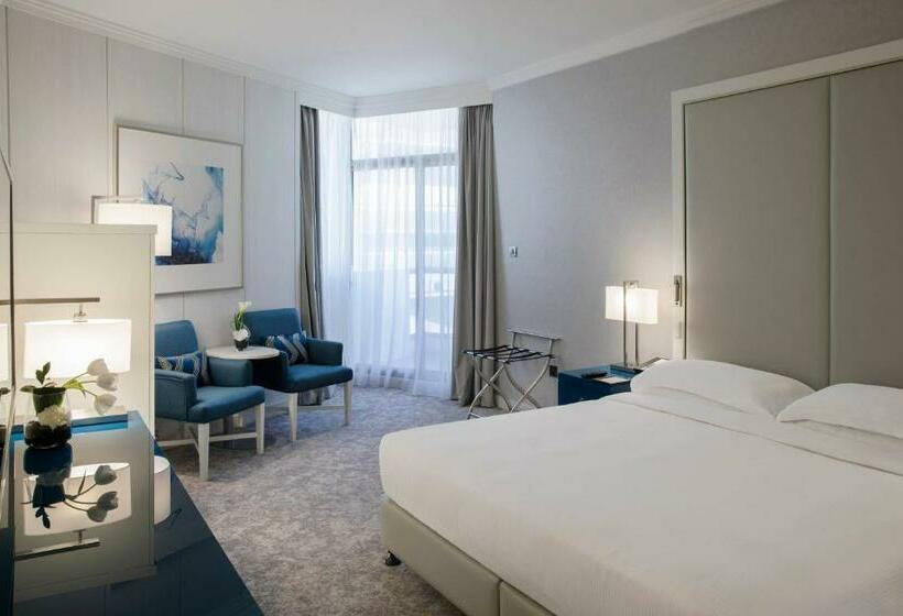 غرفة قياسية سرير كينج, Beach Rotana   Abu Dhabi