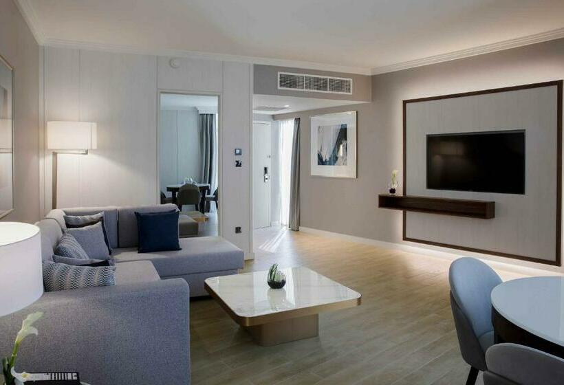 Люкс Вид на Город, Beach Rotana   Abu Dhabi