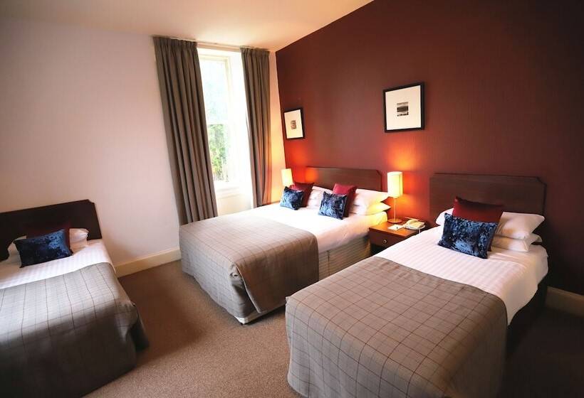 غرفة عائلية مطلّة علي الحديقة, Ben Wyvis