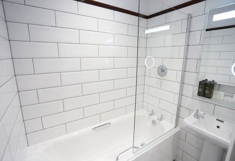 غرفة عائلية مطلّة علي الجبل, Ben Wyvis