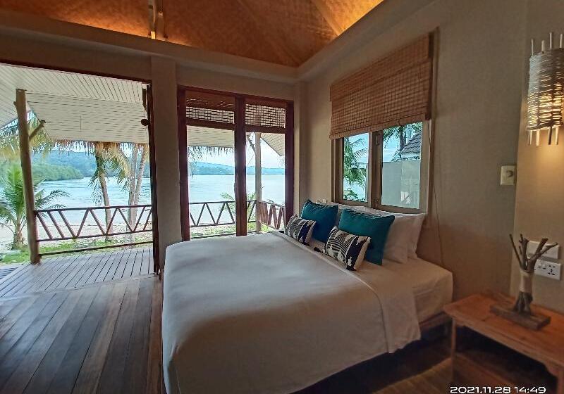 اتاق خانوادگی, Casa Blanca