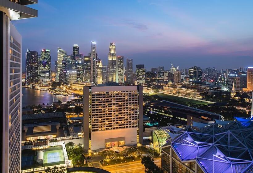 اتاق پرمیوم, Conrad Centennial Singapore