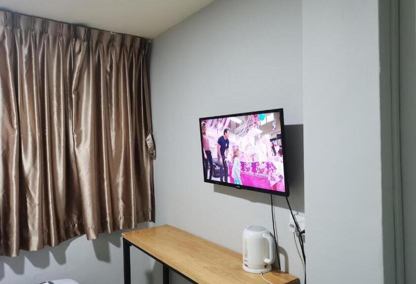 اتاق عادی یک تخته, Haising