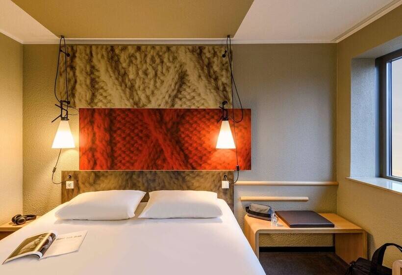 اتاق سوپریور با چشم‌انداز شهر, Ibis Hotel Berlin Mitte