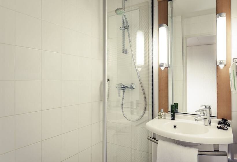 اتاق استاندارد, Ibis Paris Avenue Ditalie 13eme