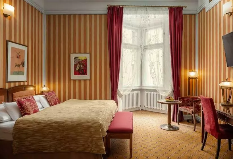 Deluxe-huone, Paris Prague