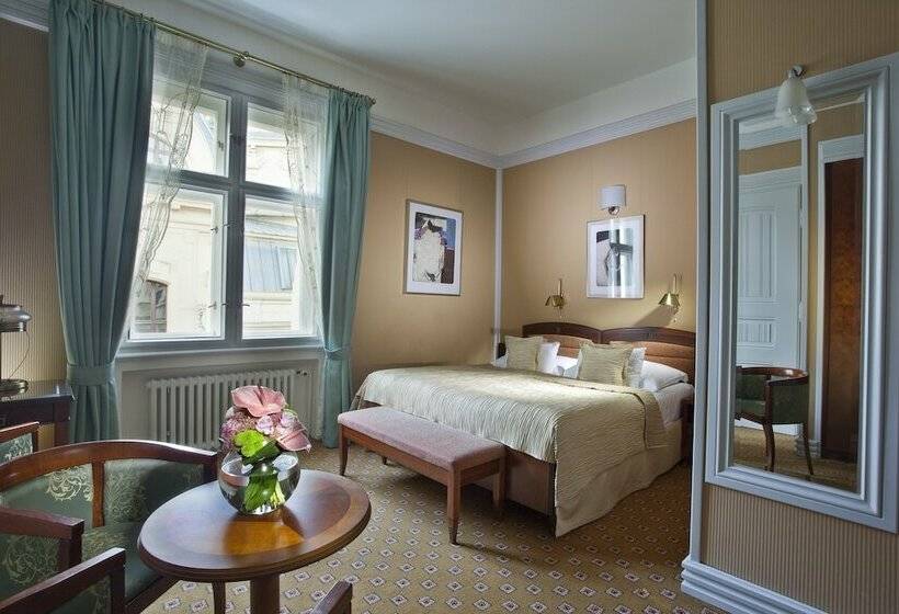 اتاق لوکس, Paris Prague